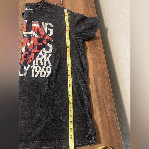 The Rolling Stones Men's Rock Band  (Size XL) - Picture 4 of 5